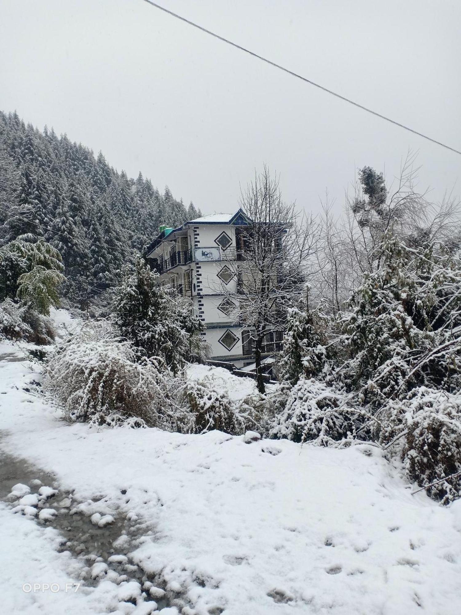Oasis Guest House Bhagsu D'Shala Dharamsala Exteriér fotografie